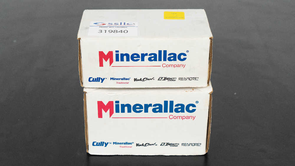 Image of Minerallac Two-Hole Straps - Quantity 2 Boxes